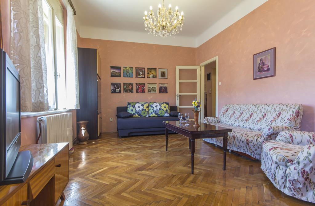 Spacious & Smart Center Apartment Pula Oda fotoğraf