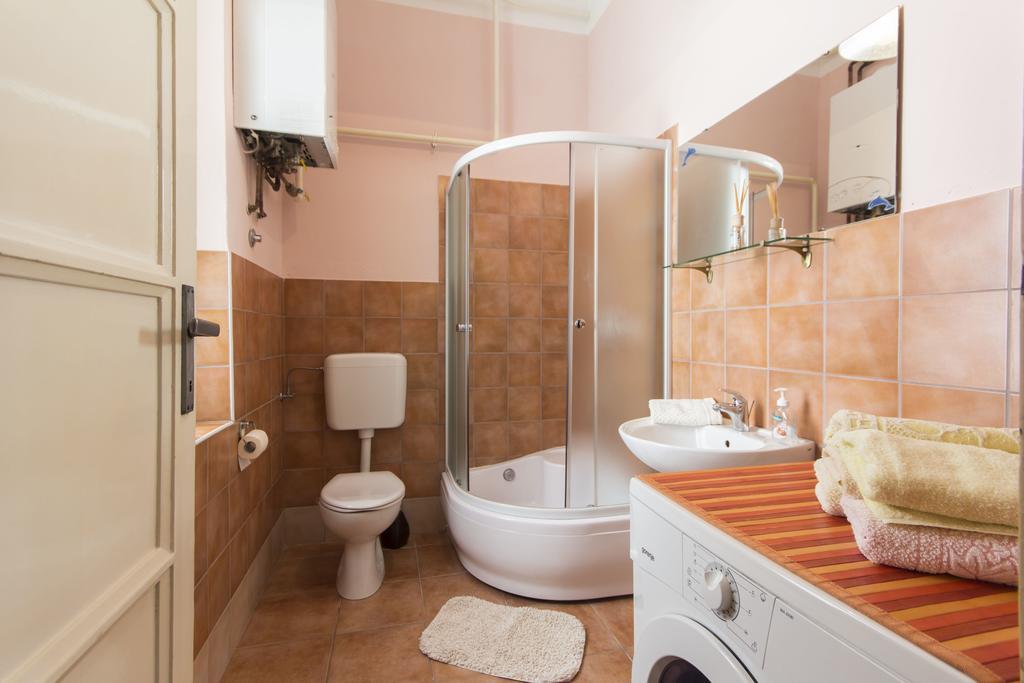Spacious & Smart Center Apartment Pula Oda fotoğraf