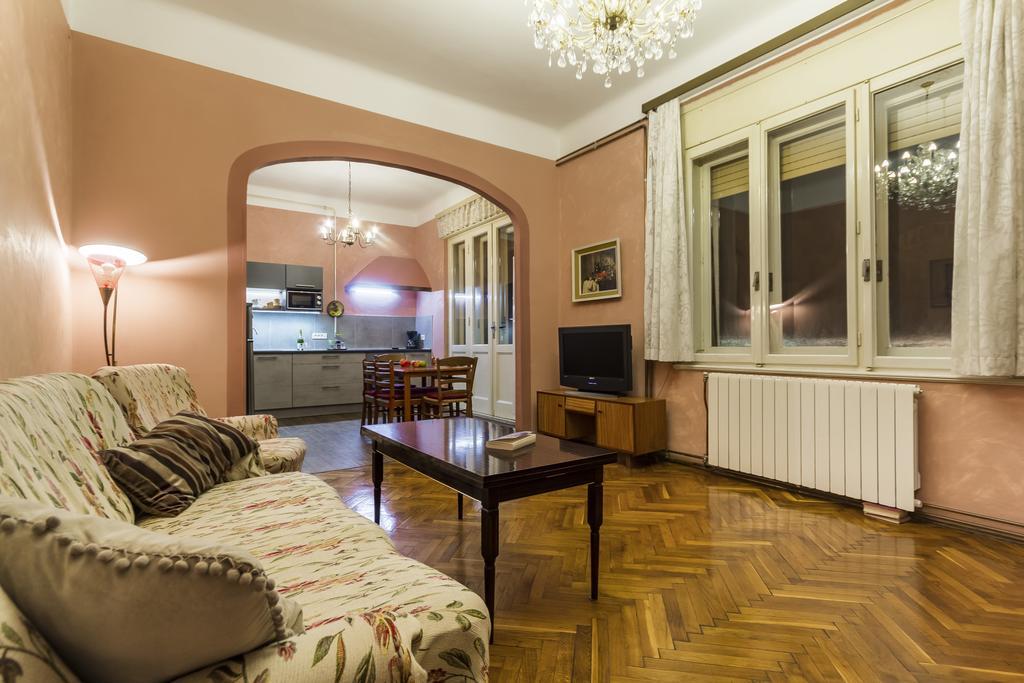 Spacious & Smart Center Apartment Pula Dış mekan fotoğraf