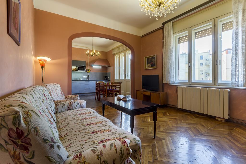 Spacious & Smart Center Apartment Pula Dış mekan fotoğraf